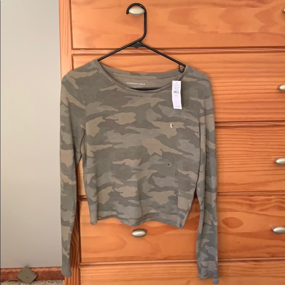 American Eagle Camo Long Sleeve Crop Top